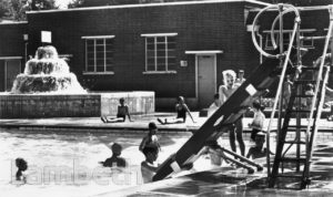 BROCKWELL PARK LIDO, HERNE HILL