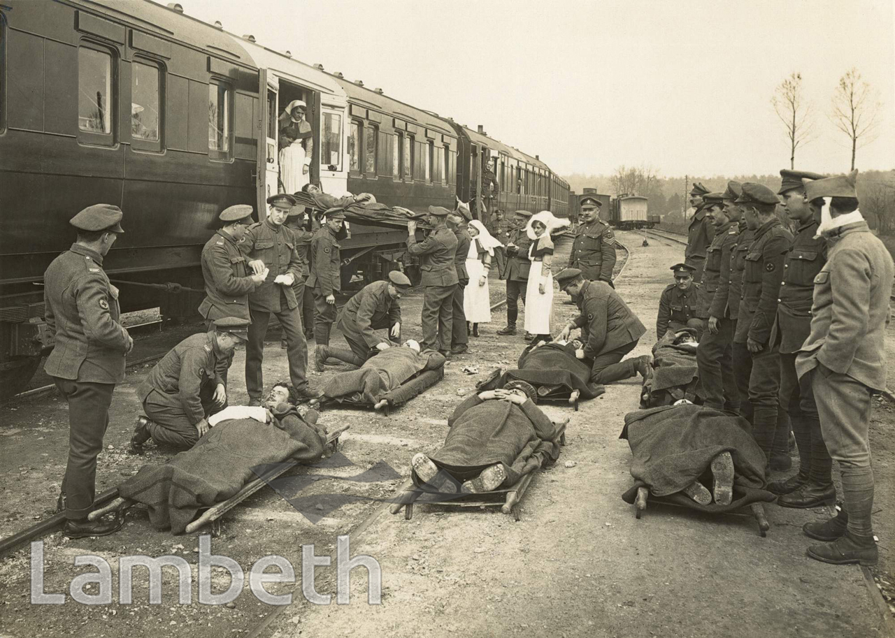 OFFICIAL WWI PHOTOGRAPH: WOUNDED AT AMBULANCE TRAIN, FRANCE
