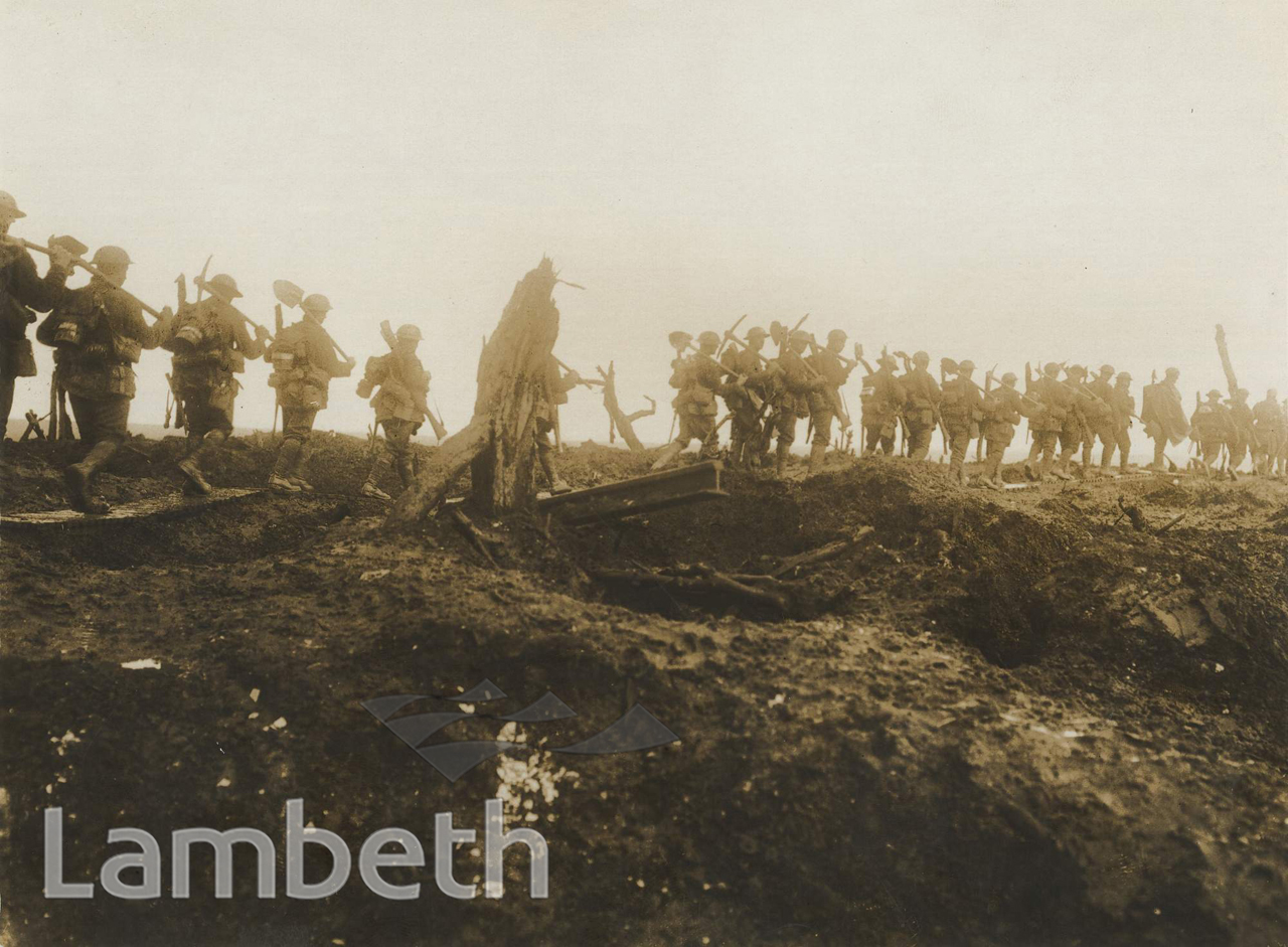 OFFICIAL WWI PHOTO: SOMME ADVANCE