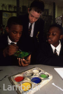 ART CLASS, BISHOP THOMAS GRANT SCHOOL, STREATHAM