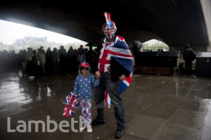 JUBILEE REGATTA SPECTATORS, SOUTH BANK, WATERLOO