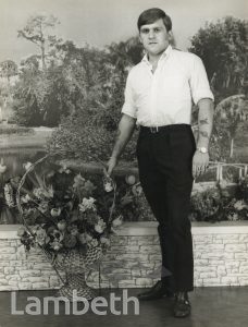 STUDIO PORTRAIT BY HARRY JACOBS