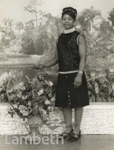 STUDIO PORTRAIT BY HARRY JACOBS