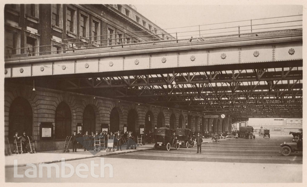 WATERLOO STATION APPROACH & ENTRANCE