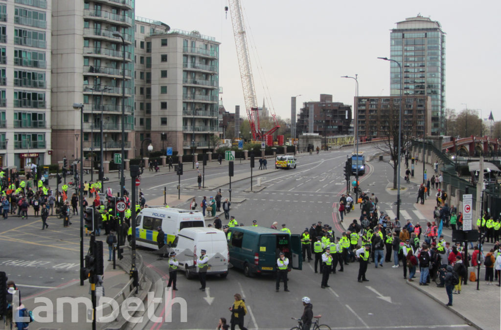 EXTINCTION REBELLION BLOCKADE, VAUXHALL BRIDGE