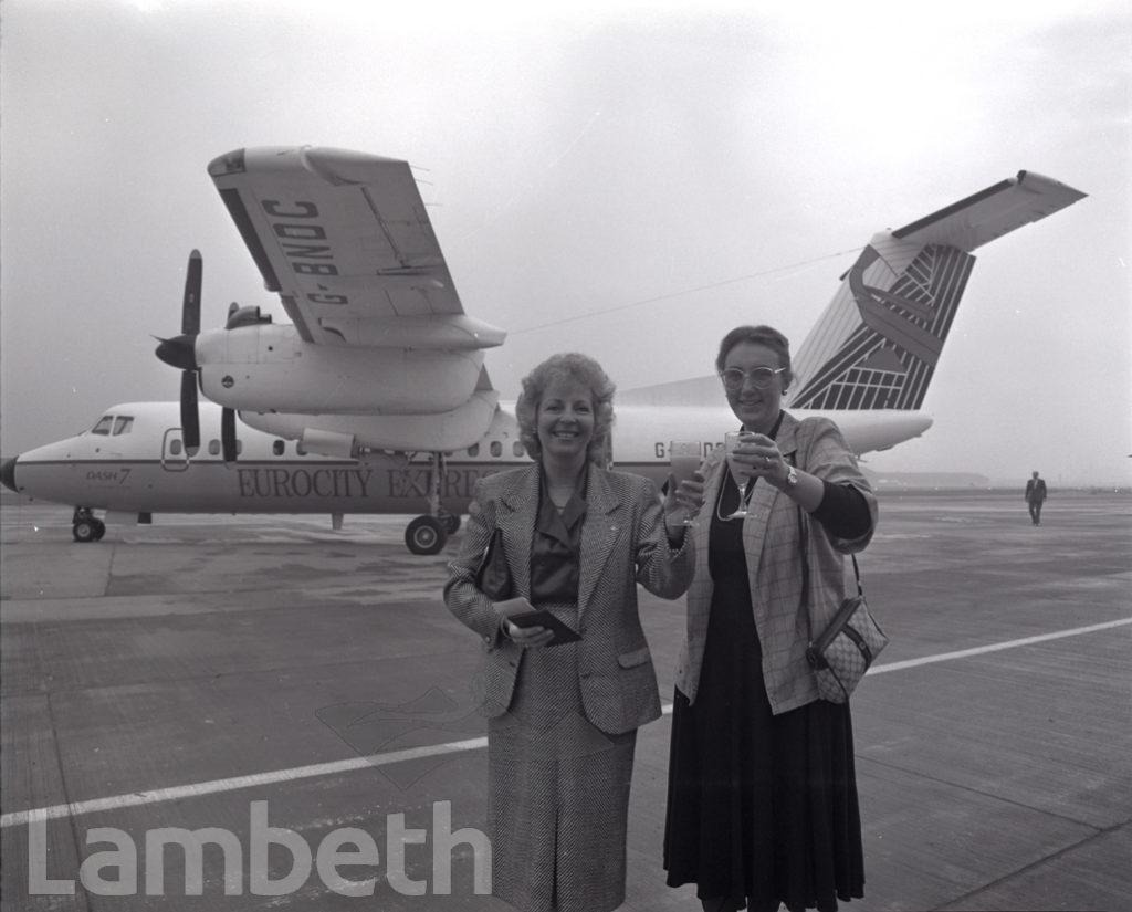 FIRST PASSENGERS, LONDON CITY AIRPORT OPENING DAY