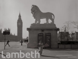 COADE STONE SOUTH BANK LION, WESTMINSTER BRIDGE