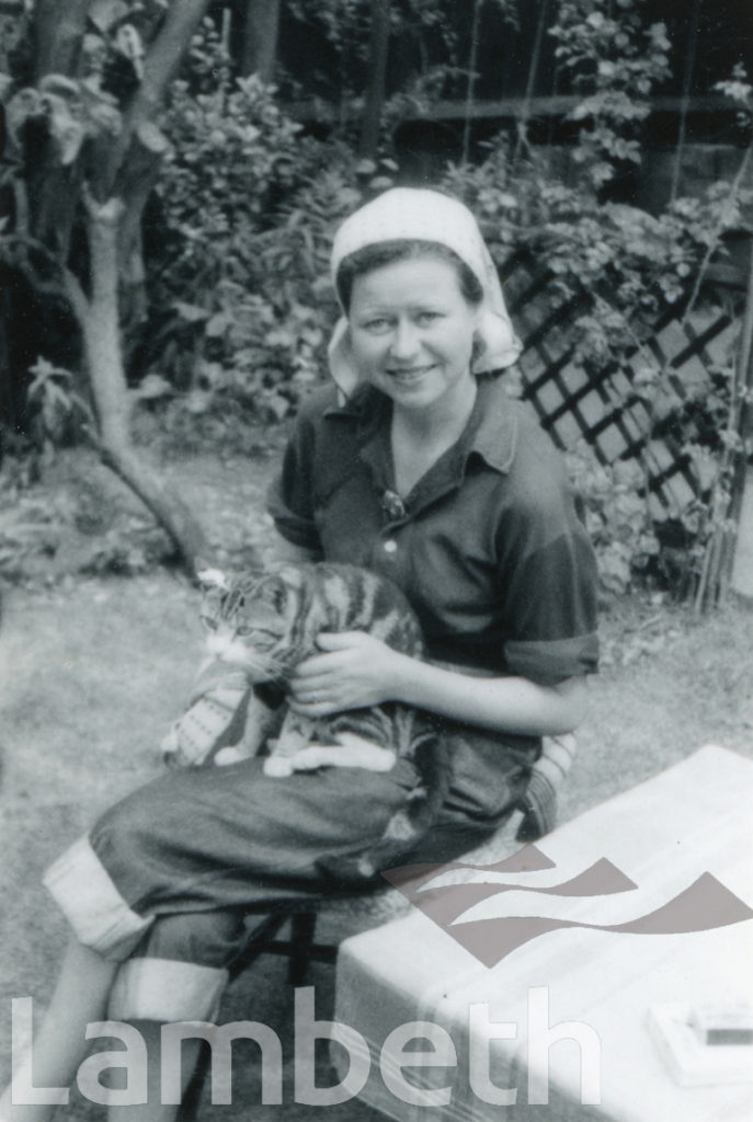 AGNETE HOY WITH PUTTEN THE CAT