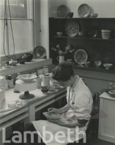 AGNETE HOY, ART POTTERY STUDIO, DOULTON'S, LAMBETH