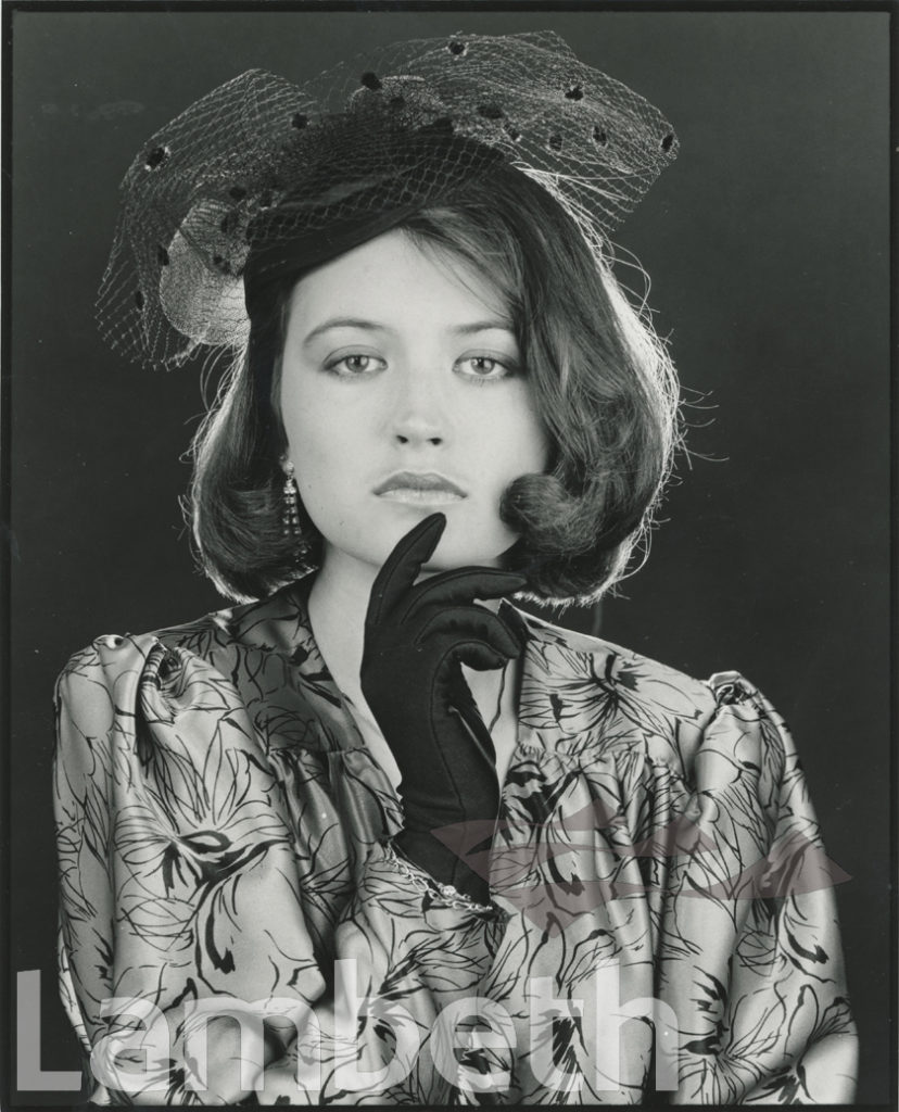 STUDIO PORTRAIT BY FRANK MANNING