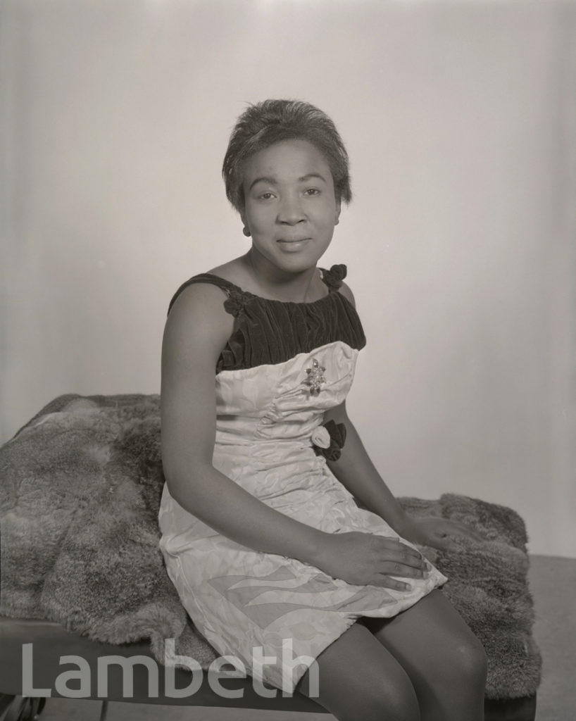 STUDIO PORTRAIT BY MANNING PHOTOGRAPHERS