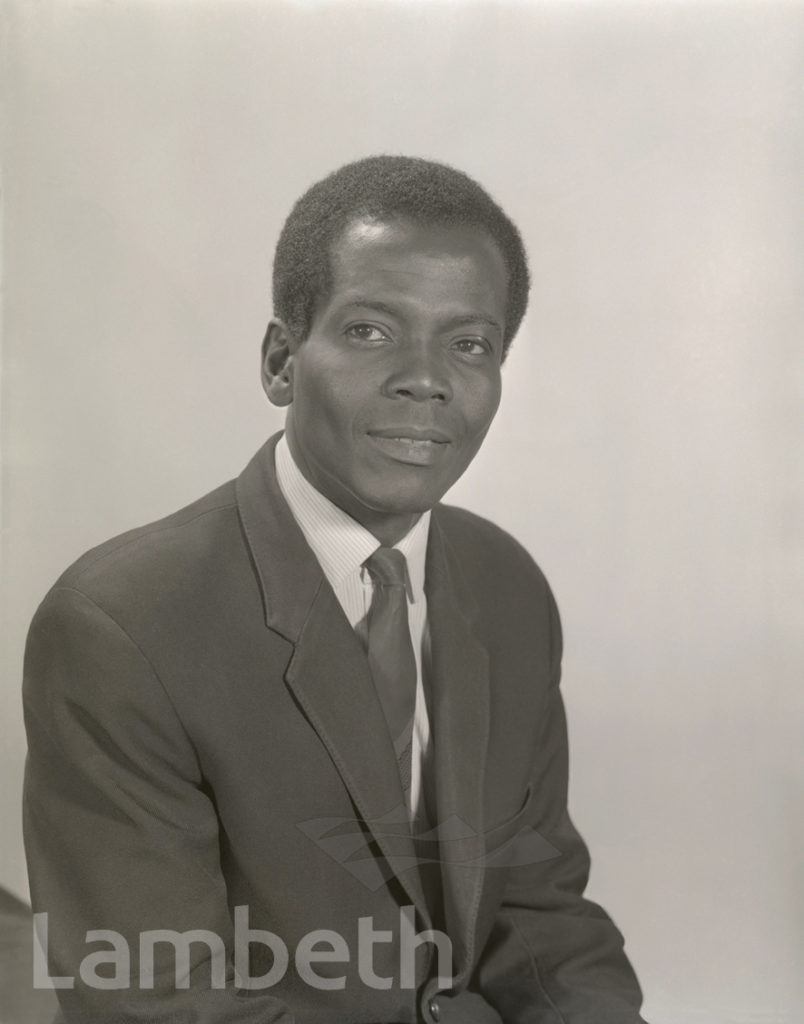 STUDIO PORTRAIT BY JIM MANNING