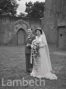 BRIDE & GROOM, ST PAULS, LORRIMORE SQUARE