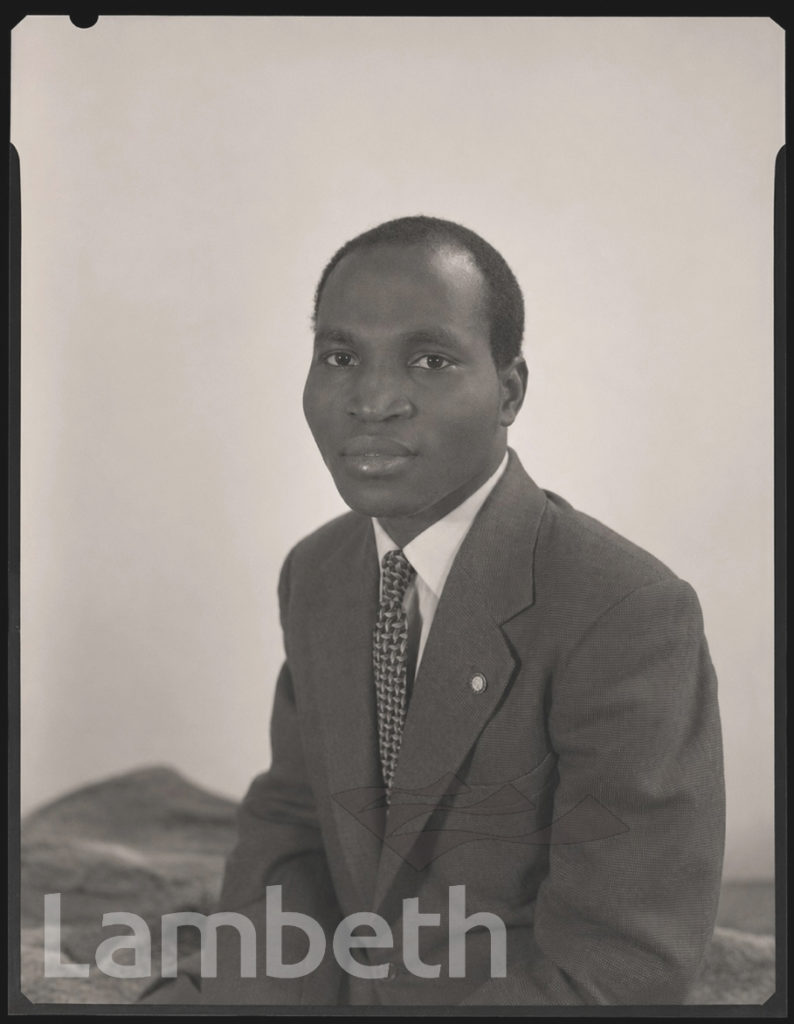 STUDIO PORTRAIT BY MANNING PHOTOGRAPHERS