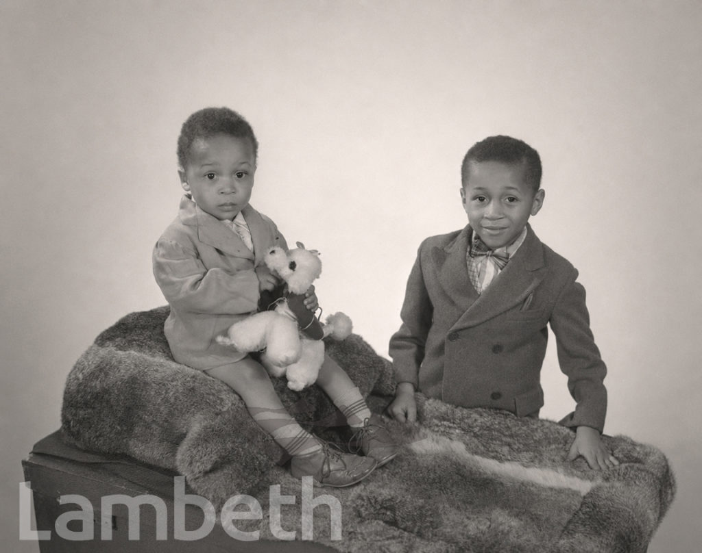 STUDIO PORTRAIT BY MANNING PHOTOGRAPHERS
