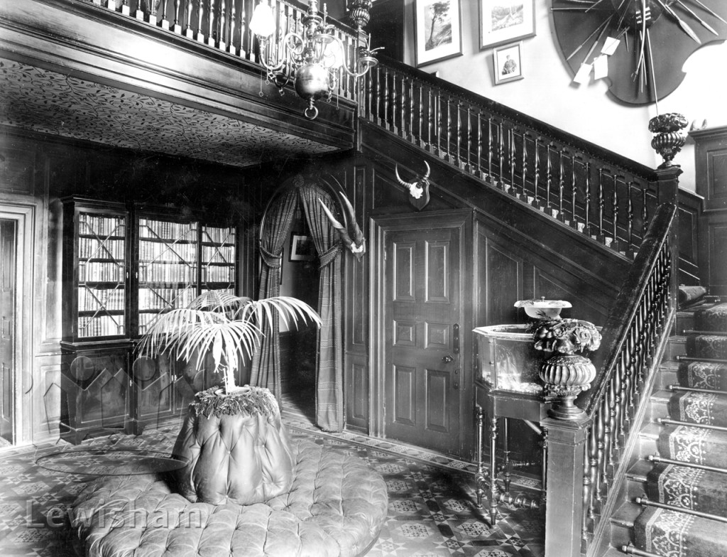 Pentland House Hall & Staircase