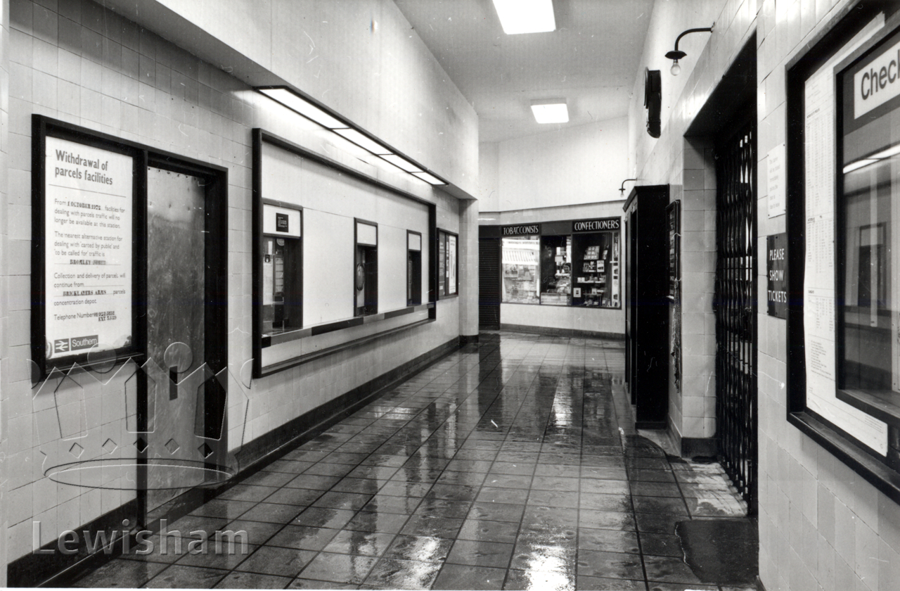 Grove Park Station Lewisham Borough PhotosLewisham Borough Photos