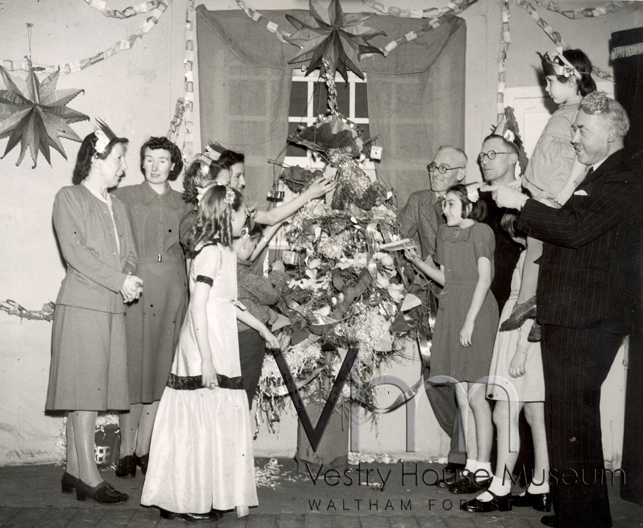 Lea Bridge Gas Works Christmas Party, c1945