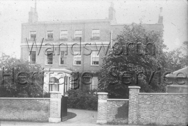 West Hill Lodge, 35 West Hill  –  C1900