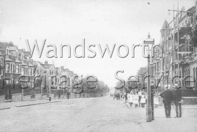 Earlsfield Road  –  C1905