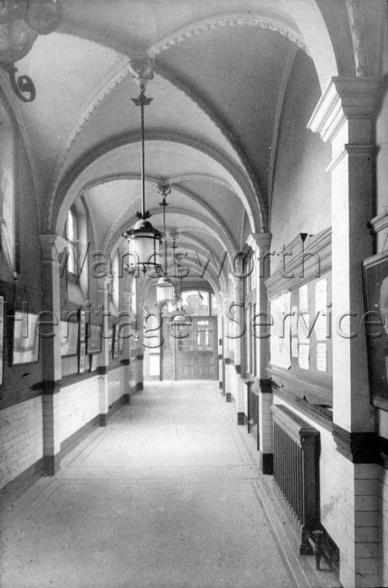 Putney Library, Disraeli Road  –  C1900