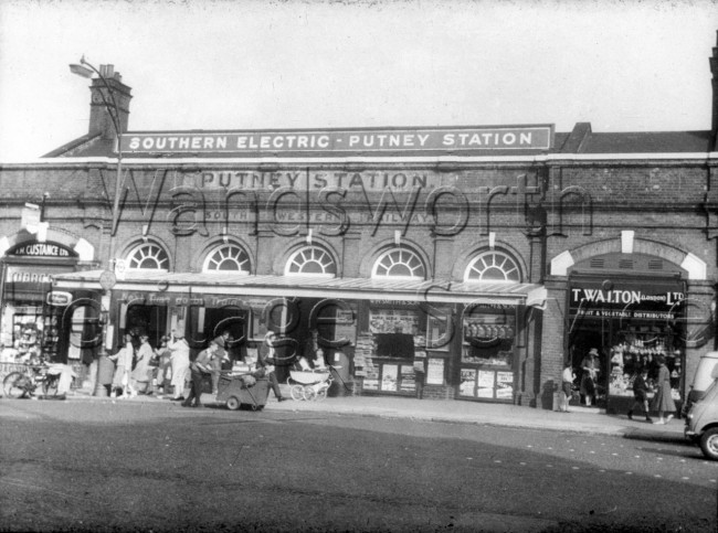 Putney Railway Station  –  C1963