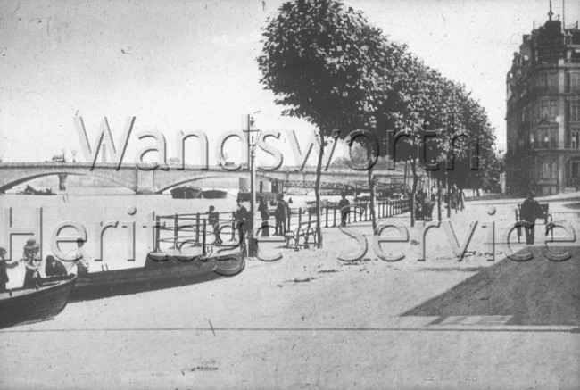 Embankment, Putney  –  C1915