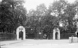 Entrance to Battersea Park